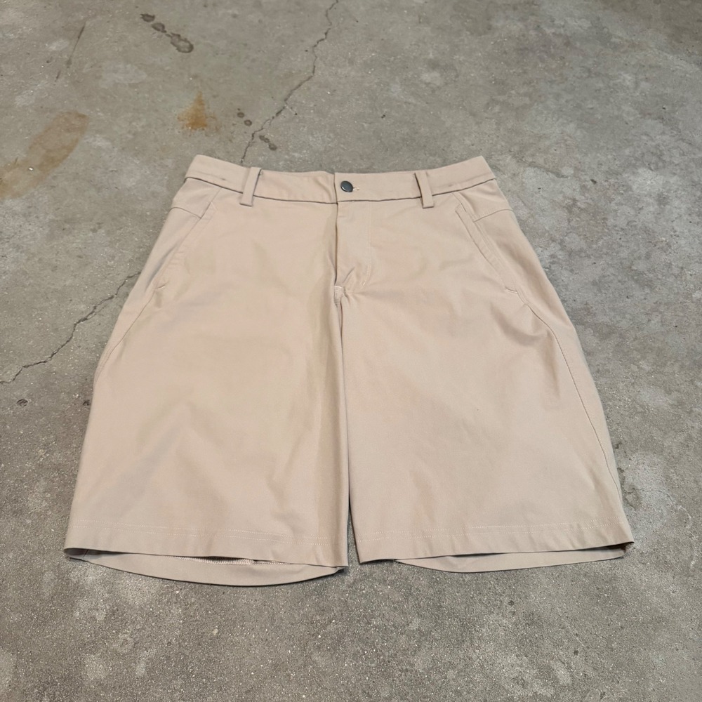 Lululemon Commission Shorts Mens 32 Tan Khaki Golf Athletic Casual